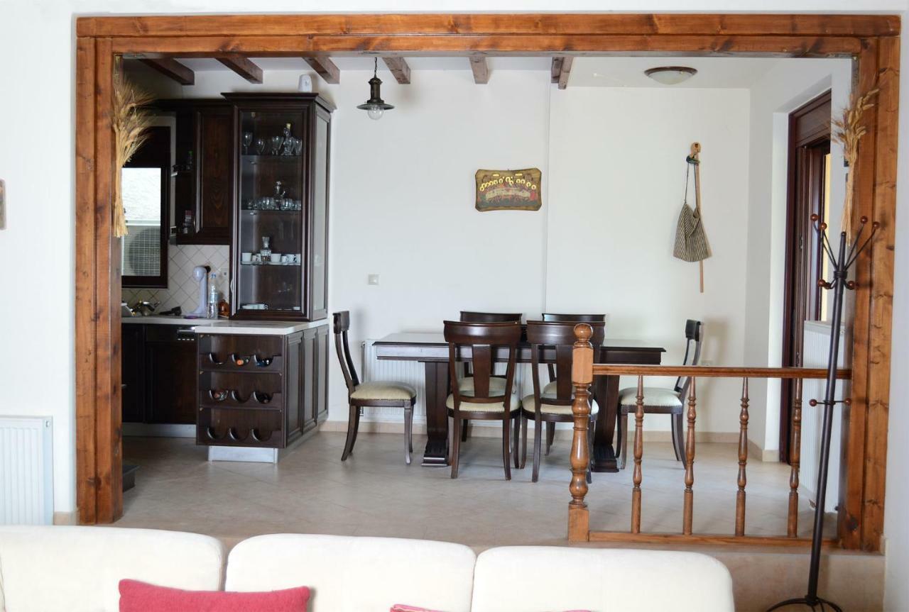 Villa Bella Loukisia Loukissia Екстер'єр фото